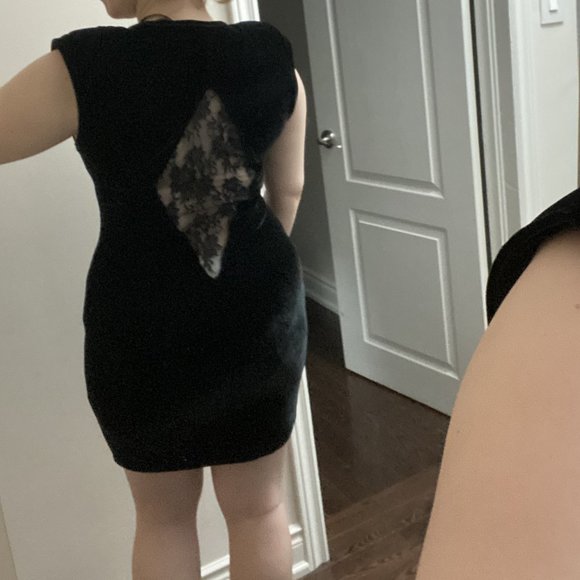 Black Velvet Material Girl Dress Size Large - Picture 3 of 10